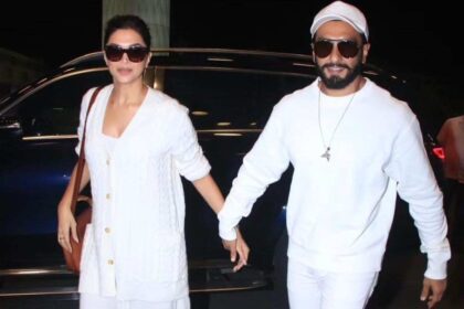 Deepika Padukone and Ranveer singh was seen at Mumbai Airport firstly after pregnancy news